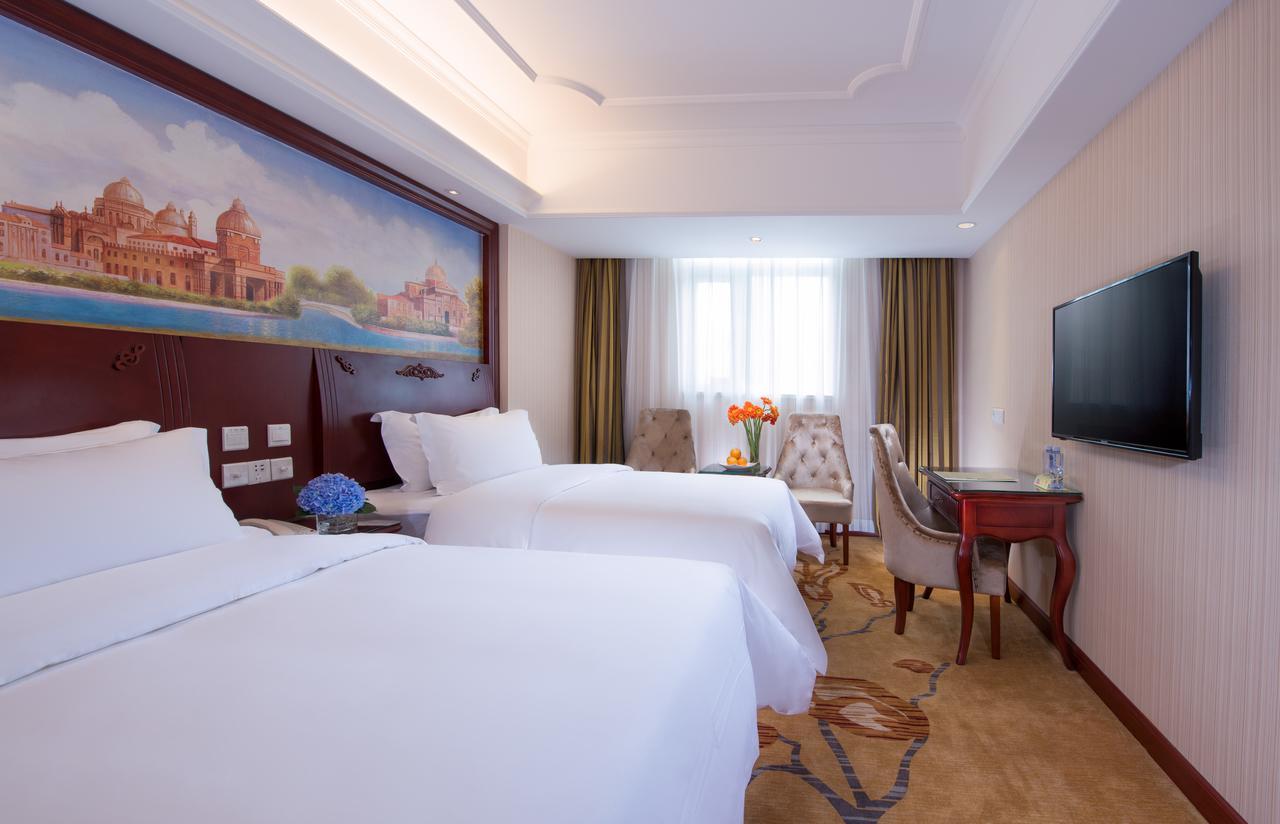 Vienna 3 Best Hotel Meilong Road Shenzhen Exteriör bild